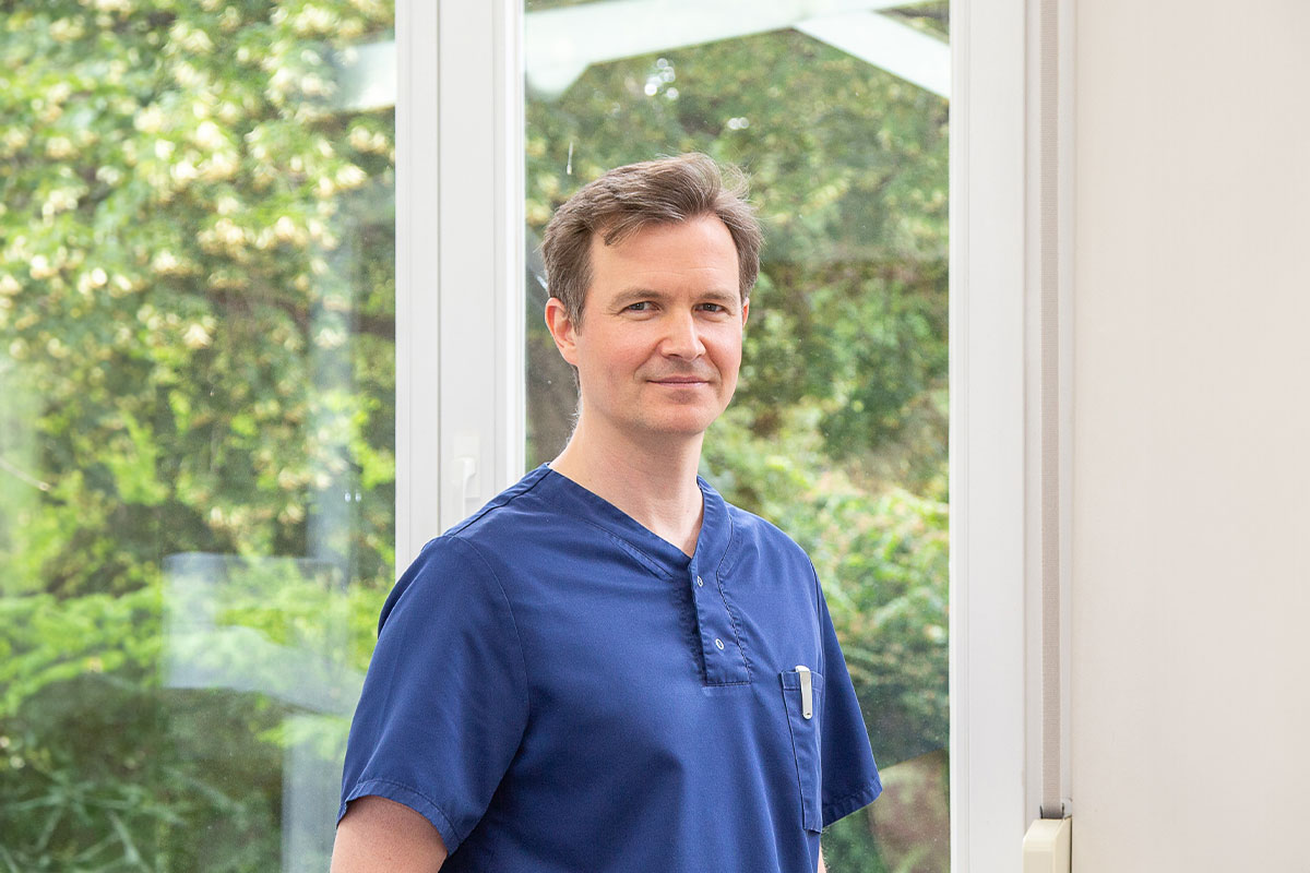 zahnarzt-dr-christian-bell Spezialistin für Wurzelbehandlung und Kieferorthopädie: Zahnärztin Dr. Larissa Stiefvater